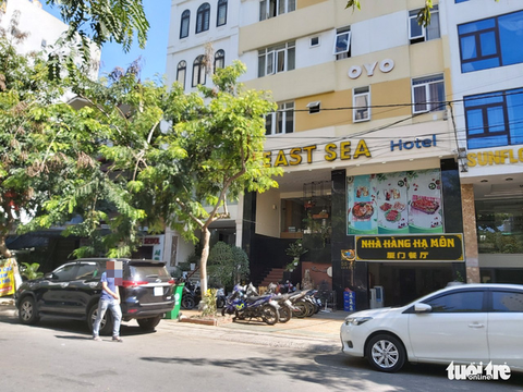 Ra tòa vì tổ chức cho 27 người Trung Quốc nhập cảnh lậu ở ‘chui’ trong khách sạn - Ảnh 1. Ra tòa vì tổ chức cho 27 người Trung Quốc nhập cảnh lậu ở ‘chui’ trong khách sạn - Ảnh 1.