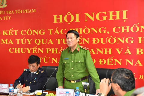 2 năm Hà Nội thu giữ 6 bánh heroin, 37kg và 50.600 viên ma túy qua đường bưu điện - Ảnh 1. 2 năm Hà Nội thu giữ 6 bánh heroin, 37kg và 50.600 viên ma túy qua đường bưu điện - Ảnh 1.