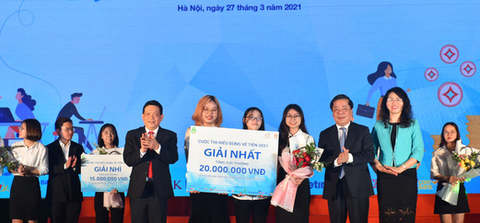 Hiểu đúng về tiền: 3 sinh viên khối kinh tế giành giải quán quân - Ảnh 1. Hiểu đúng về tiền: 3 sinh viên khối kinh tế giành giải quán quân - Ảnh 1.