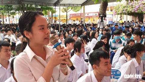 Tư vấn tuyển sinh: Chọn trường hay chọn ngành mình thích? - Ảnh 1. Tư vấn tuyển sinh: Chọn trường hay chọn ngành mình thích? - Ảnh 1.