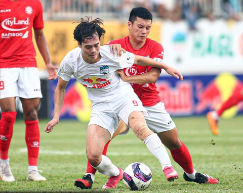 HLV Trương Việt Hoàng chưa xem HAGL là ứng viên vô địch V-League - Ảnh 1. HLV Trương Việt Hoàng chưa xem HAGL là ứng viên vô địch V-League - Ảnh 1.