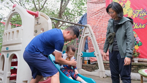 Nữ kiến trúc sư và gần 300 sân chơi cho trẻ em - Ảnh 2. Nữ kiến trúc sư và gần 300 sân chơi cho trẻ em - Ảnh 2.