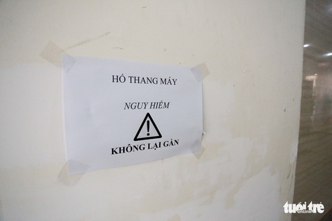 Bất ngờ vụ 2 người rơi từ tầng 2: Dân không biết chủ đầu tư cơi nới rồi cho thuê - Ảnh 5. Bất ngờ vụ 2 người rơi từ tầng 2: Dân không biết chủ đầu tư cơi nới rồi cho thuê - Ảnh 5.