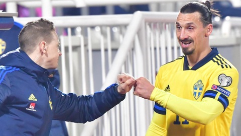 Ibrahimovic kiến tạo siêu đẳng kiểu kung-fu giúp Thụy Điển dẫn đầu bảng B - Ảnh 2. Ibrahimovic kiến tạo siêu đẳng kiểu kung-fu giúp Thụy Điển dẫn đầu bảng B - Ảnh 2.