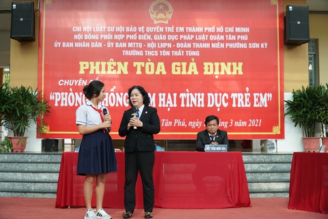 TP.HCM mở phiên tòa giả định, phòng chống xâm hại tình dục trẻ em - Ảnh 2. TP.HCM mở phiên tòa giả định, phòng chống xâm hại tình dục trẻ em - Ảnh 2.
