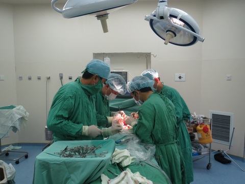 Điều trị rò hậu môn (mạch lươn) bằng phương pháp phẫu thuật - Ảnh 1. Điều trị rò hậu môn (mạch lươn) bằng phương pháp phẫu thuật - Ảnh 1.