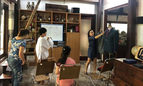 Nhịp sống thương trường: Muốn nếm quả ngọt phải trải đau thương - Ảnh 1. Nhịp sống thương trường: Muốn nếm quả ngọt phải trải đau thương - Ảnh 1.