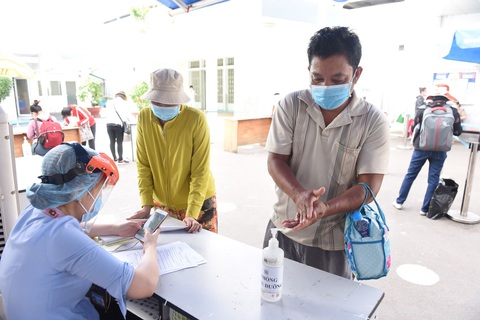TP.HCM: 100% bệnh viện triển khai khai báo y tế điện tử - Ảnh 1. TP.HCM: 100% bệnh viện triển khai khai báo y tế điện tử - Ảnh 1.