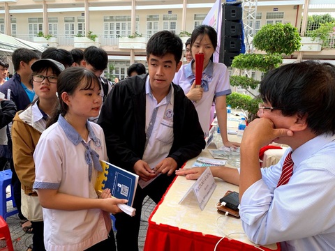 ĐH Sư phạm kỹ thuật TP.HCM sẽ đào tạo miễn phí cho 130 sinh viên 6 ngành - Ảnh 1. ĐH Sư phạm kỹ thuật TP.HCM sẽ đào tạo miễn phí cho 130 sinh viên 6 ngành - Ảnh 1.