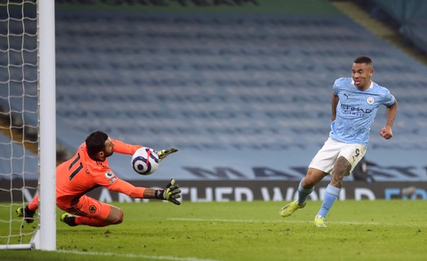 Man City mạnh mẽ san bằng các chướng ngại, thắng trận thứ 21 - Ảnh 4. Man City mạnh mẽ san bằng các chướng ngại, thắng trận thứ 21 - Ảnh 4.