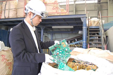Nhật Bản thu hồi đất hiếm từ nước ngoài để tái chế trong nước - Ảnh 1. Nhật Bản thu hồi đất hiếm từ nước ngoài để tái chế trong nước - Ảnh 1.