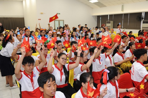 Học sinh, sinh viên thành phố với pháp luật - Khác biệt, đầy ấn tượng! - Ảnh 2. Học sinh, sinh viên thành phố với pháp luật - Khác biệt, đầy ấn tượng! - Ảnh 2.