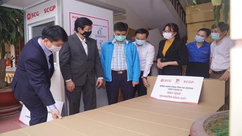 Sáng kiến phòng chống dịch, biến giấy tái chế thành giường tiện lợi - Ảnh 1. Sáng kiến phòng chống dịch, biến giấy tái chế thành giường tiện lợi - Ảnh 1.
