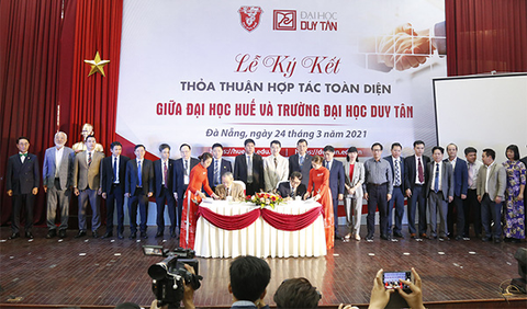 Trường ĐH Duy Tân và ĐH Huế ký kết hợp tác toàn diện - Ảnh 1. Trường ĐH Duy Tân và ĐH Huế ký kết hợp tác toàn diện - Ảnh 1.