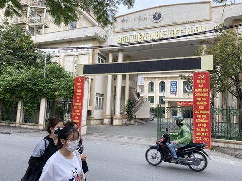 Bộ GD-ĐT đồng ý cho Học viện Múa Việt Nam cấp bằng tốt nghiệp cho học sinh - Ảnh 1. Bộ GD-ĐT đồng ý cho Học viện Múa Việt Nam cấp bằng tốt nghiệp cho học sinh - Ảnh 1.