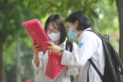 Bộ GD-ĐT công bố đề thi tham khảo cho kỳ thi tốt nghiệp THPT năm 2021 - Ảnh 1. Bộ GD-ĐT công bố đề thi tham khảo cho kỳ thi tốt nghiệp THPT năm 2021 - Ảnh 1.