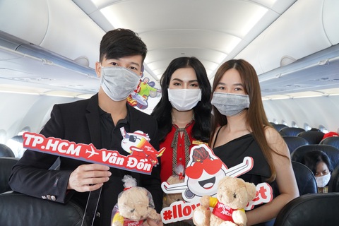 Sân bay Vân Đồn mở cửa trở lại đón chuyến bay Vietjet đầu tiên - Ảnh 3. Sân bay Vân Đồn mở cửa trở lại đón chuyến bay Vietjet đầu tiên - Ảnh 3.