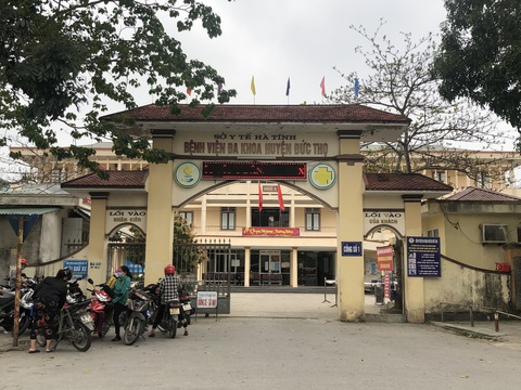 Phó giám đốc bệnh viện để xảy ra sự cố, bệnh nhân phải mổ cấp cứu - Ảnh 2. Phó giám đốc bệnh viện để xảy ra sự cố, bệnh nhân phải mổ cấp cứu - Ảnh 2.