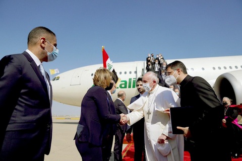 Giáo hoàng Francis đến thăm Iraq - Ảnh 2. Giáo hoàng Francis đến thăm Iraq - Ảnh 2.