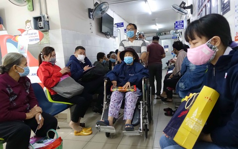 Giá khám bệnh và dịch vụ y tế theo yêu cầu: bao nhiêu là vừa? - Ảnh 4. Giá khám bệnh và dịch vụ y tế theo yêu cầu: bao nhiêu là vừa? - Ảnh 4.