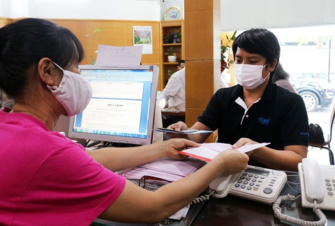 Cha đẻ ATM gạo chung tay góp vắc xin - Ảnh 1. Cha đẻ ATM gạo chung tay góp vắc xin - Ảnh 1.