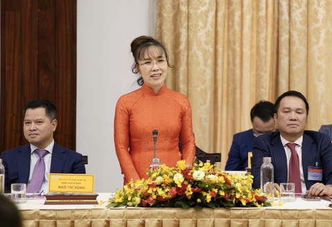 Nữ tỉ phú Nguyễn Thị Phương Thảo: “Hãy tin tưởng ở kinh tế tư nhân” - Ảnh 2. Nữ tỉ phú Nguyễn Thị Phương Thảo: “Hãy tin tưởng ở kinh tế tư nhân” - Ảnh 2.