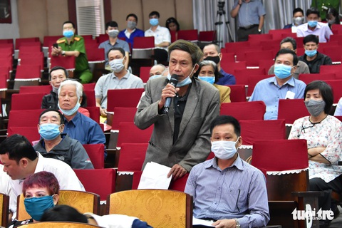 Bà con phát hiện cán bộ nào có tiêu cực, gọi tôi xử lý ngay - Ảnh 2. Bà con phát hiện cán bộ nào có tiêu cực, gọi tôi xử lý ngay - Ảnh 2.