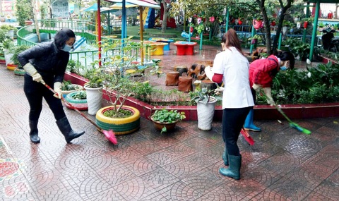 Học sinh Hải Phòng, Hải Dương đi học lại: Đảm bảo các điều kiện phòng chống dịch - Ảnh 1. Học sinh Hải Phòng, Hải Dương đi học lại: Đảm bảo các điều kiện phòng chống dịch - Ảnh 1.