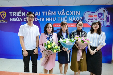 Khi nào người dân được đăng ký tiêm vắc xin COVID-19? - Ảnh 2. Khi nào người dân được đăng ký tiêm vắc xin COVID-19? - Ảnh 2.