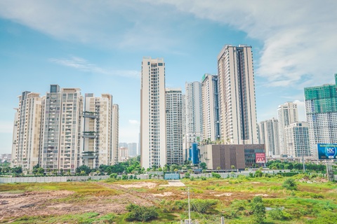 Sau dịch COVID-19, giới đầu tư gửi tiền vào đâu? - Ảnh 1. Sau dịch COVID-19, giới đầu tư gửi tiền vào đâu? - Ảnh 1.