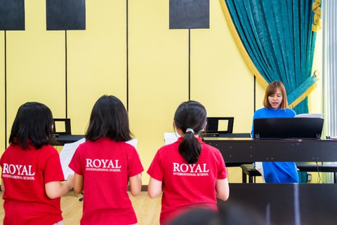 Nhận ưu đãi 20% học phí khi đăng ký học tại Royal School - Ảnh 2. Nhận ưu đãi 20% học phí khi đăng ký học tại Royal School - Ảnh 2.