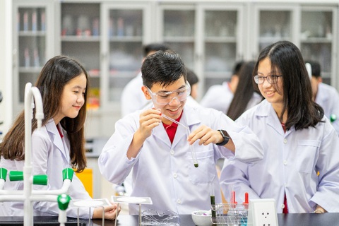 Nhận ưu đãi 20% học phí khi đăng ký học tại Royal School - Ảnh 4. Nhận ưu đãi 20% học phí khi đăng ký học tại Royal School - Ảnh 4.