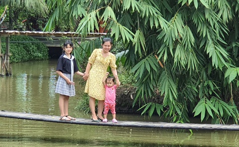Từ 10-3: Sinh 2 con một bề có thể được miễn giảm học phí, bảo hiểm y tế, sữa học đường - Ảnh 1. Từ 10-3: Sinh 2 con một bề có thể được miễn giảm học phí, bảo hiểm y tế, sữa học đường - Ảnh 1.