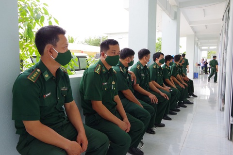 Tiêm vắc xin COVID-19 cho chiến sĩ biên phòng 6 tỉnh Tây Nam chống dịch - Ảnh 3. Tiêm vắc xin COVID-19 cho chiến sĩ biên phòng 6 tỉnh Tây Nam chống dịch - Ảnh 3.