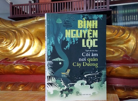 Nghe Bình Nguyên Lộc kể chuyện ma trong Cõi âm nơi quán Cây Dương - Ảnh 1. Nghe Bình Nguyên Lộc kể chuyện ma trong Cõi âm nơi quán Cây Dương - Ảnh 1.