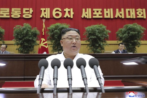 Ông Kim Jong Un kêu gọi ‘trường chinh gian khổ’ chống khó khăn kinh tế - Ảnh 1. Ông Kim Jong Un kêu gọi ‘trường chinh gian khổ’ chống khó khăn kinh tế - Ảnh 1.