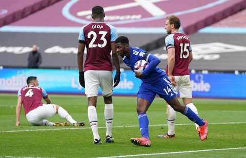 Lingard rực sáng, West Ham thắng nghẹt thở Leicester - Ảnh 3. Lingard rực sáng, West Ham thắng nghẹt thở Leicester - Ảnh 3.