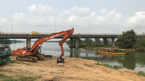 Nhà máy nước đi... xin nước - Ảnh 1. Nhà máy nước đi... xin nước - Ảnh 1.