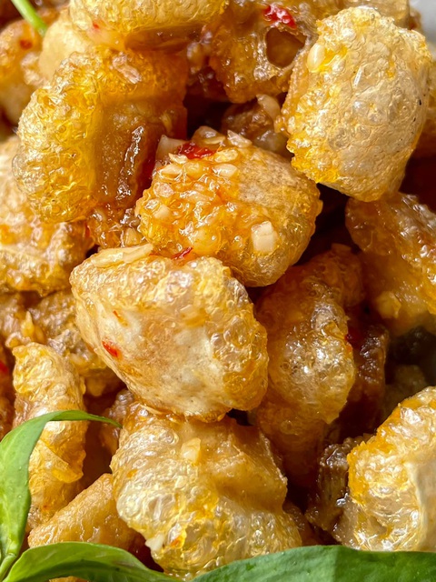 Nằm mơ cũng thấy tóp mỡ - Ảnh 2. Nằm mơ cũng thấy tóp mỡ - Ảnh 2.
