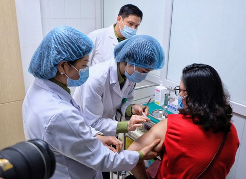 Dồn sức để vắc xin sớm ra mắt - Ảnh 1. Dồn sức để vắc xin sớm ra mắt - Ảnh 1.
