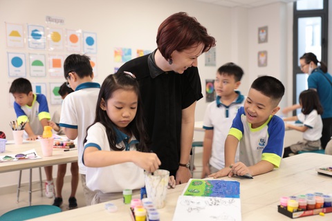 Nuôi dưỡng năng lực song ngữ tại trường EMASI - Ảnh 1. Nuôi dưỡng năng lực song ngữ tại trường EMASI - Ảnh 1.