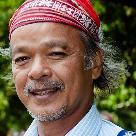 Mẹ tôi chửi kẻ trộm gây tranh cãi: Khủng hoảng nhưng tín hiệu tốt lành - Ảnh 2. Mẹ tôi chửi kẻ trộm gây tranh cãi: Khủng hoảng nhưng tín hiệu tốt lành - Ảnh 2.
