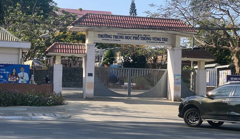 Không có chuyện không cho thi tốt nghiệp THPT nếu không ôn tập - Ảnh 1. Không có chuyện không cho thi tốt nghiệp THPT nếu không ôn tập - Ảnh 1.