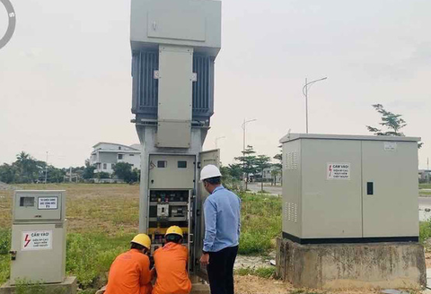Khánh thành hệ thống lưới điện ngầm đầu tiên ở Quảng Trị - Ảnh 1. Khánh thành hệ thống lưới điện ngầm đầu tiên ở Quảng Trị - Ảnh 1.
