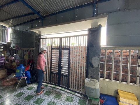 Xây tường rào chắn ngang cổng nhà hàng xóm: Có thể nhờ tòa giải quyết - Ảnh 4. Xây tường rào chắn ngang cổng nhà hàng xóm: Có thể nhờ tòa giải quyết - Ảnh 4.