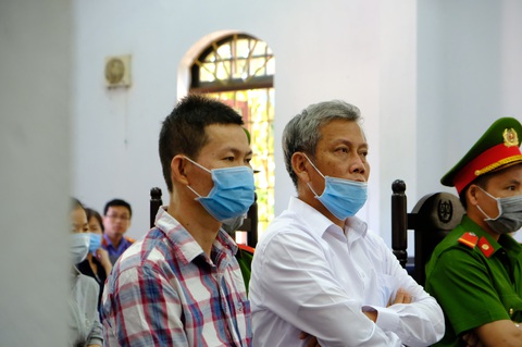 Trả hồ sơ, tạm dừng phiên tòa xử Trịnh Sướng và 38 bị cáo - Ảnh 1. Trả hồ sơ, tạm dừng phiên tòa xử Trịnh Sướng và 38 bị cáo - Ảnh 1.