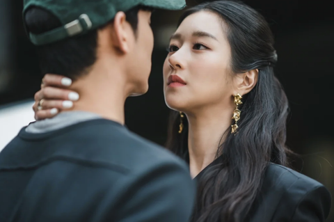 Seo Ye Ji - sao Hàn bị hủy hoại danh tiếng vì bê bối thao túng bạn trai - Ảnh 1. Seo Ye Ji - sao Hàn bị hủy hoại danh tiếng vì bê bối thao túng bạn trai - Ảnh 1.