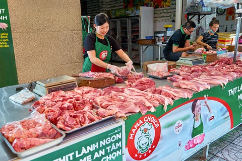 Đi chợ truyền thống vẫn có thể mua được thịt lành, ngon - Ảnh 1. Đi chợ truyền thống vẫn có thể mua được thịt lành, ngon - Ảnh 1.