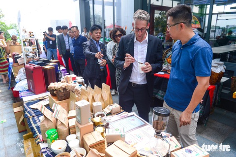 Lạc Dương mang lợi thế xuống TP.HCM tìm kiếm nhà đầu tư đánh thức tiềm năng - Ảnh 5. Lạc Dương mang lợi thế xuống TP.HCM tìm kiếm nhà đầu tư đánh thức tiềm năng - Ảnh 5.