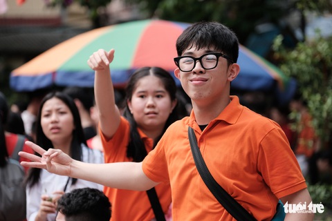 Ngày vui của những đứa trẻ ăn mừng trong im lặng - Ảnh 6. Ngày vui của những đứa trẻ ăn mừng trong im lặng - Ảnh 6.